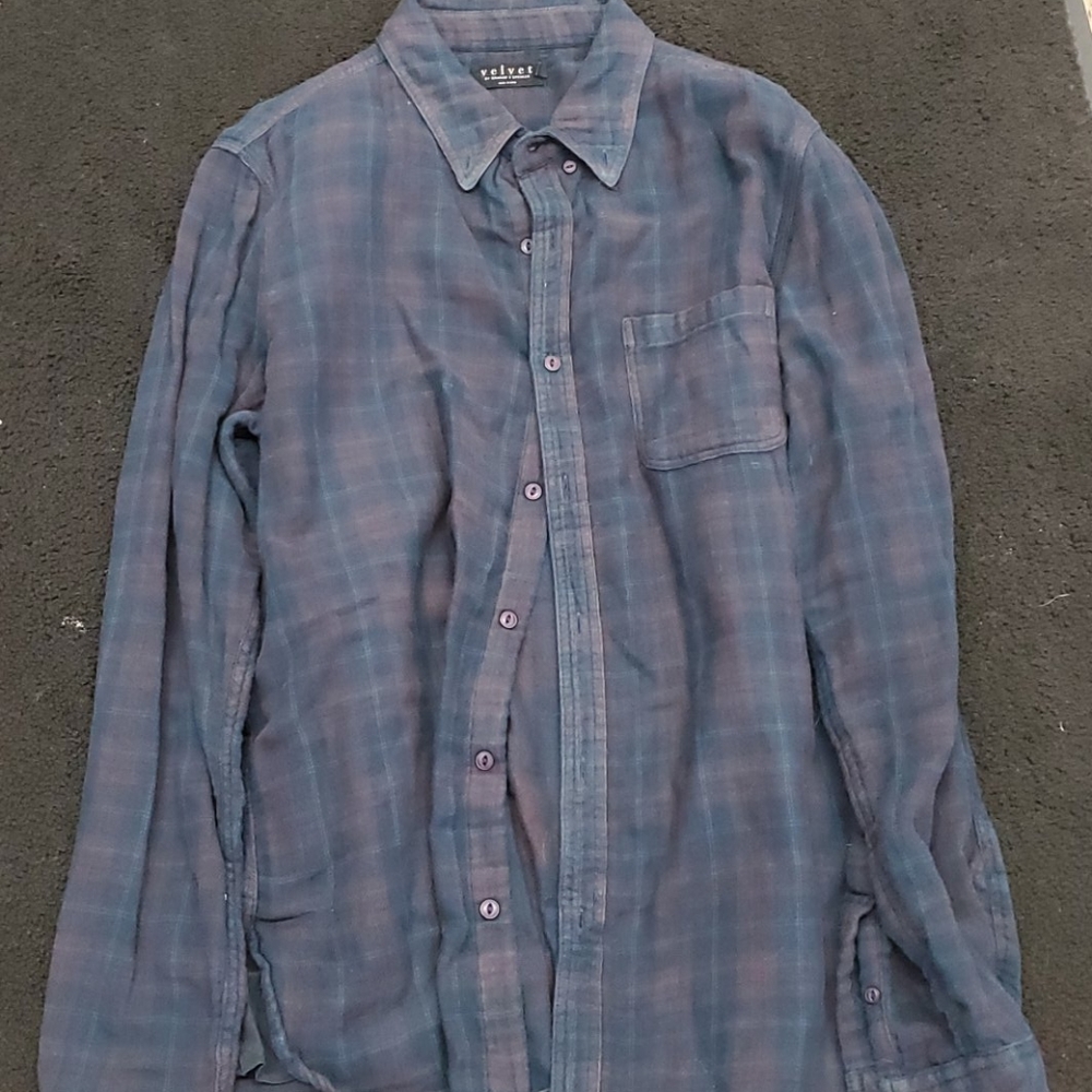 Velvet by Graham and Spencer Long Sleeve